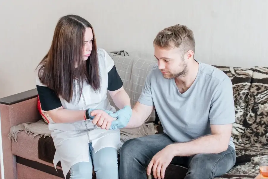 Нарколог на дом в Ялуторовске: быстро, недорого